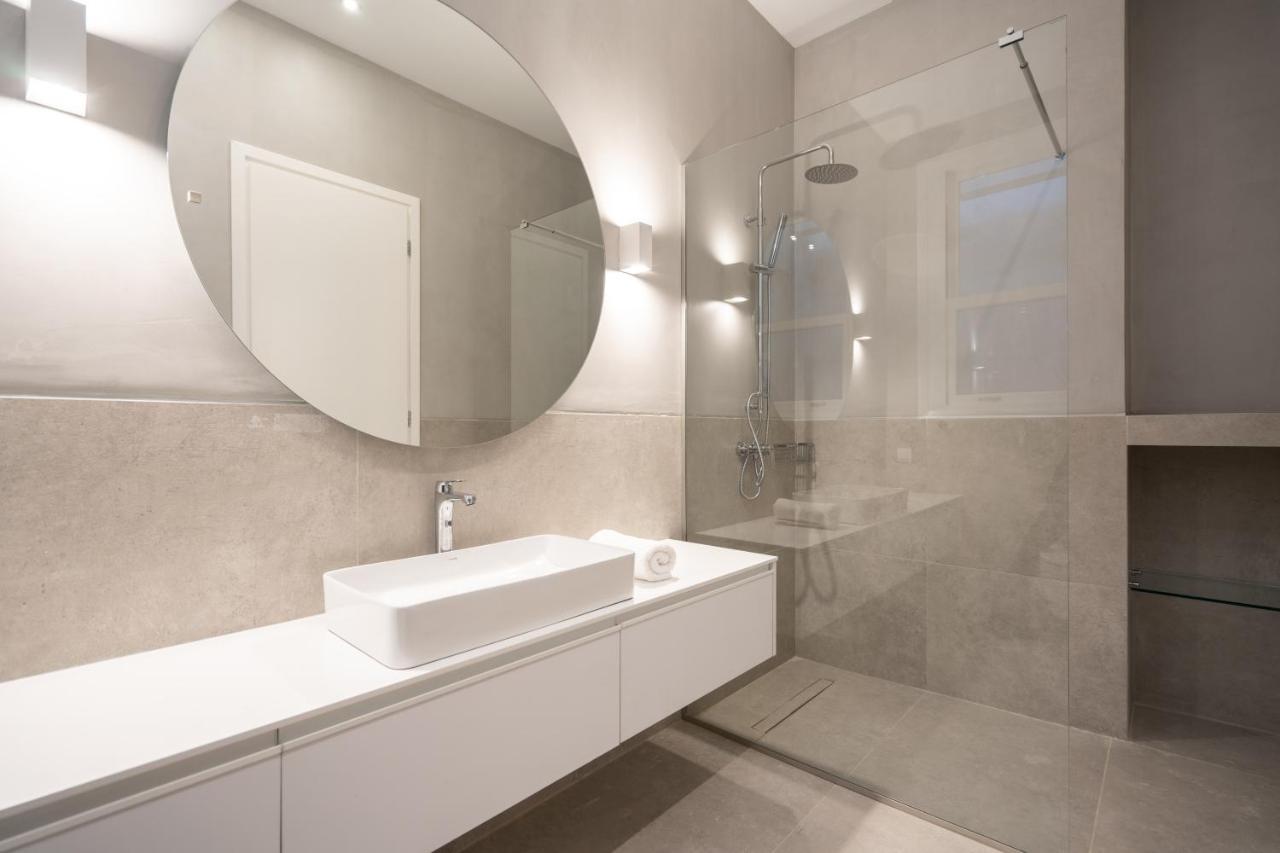 Apartment Upscale Luxury Penthouse