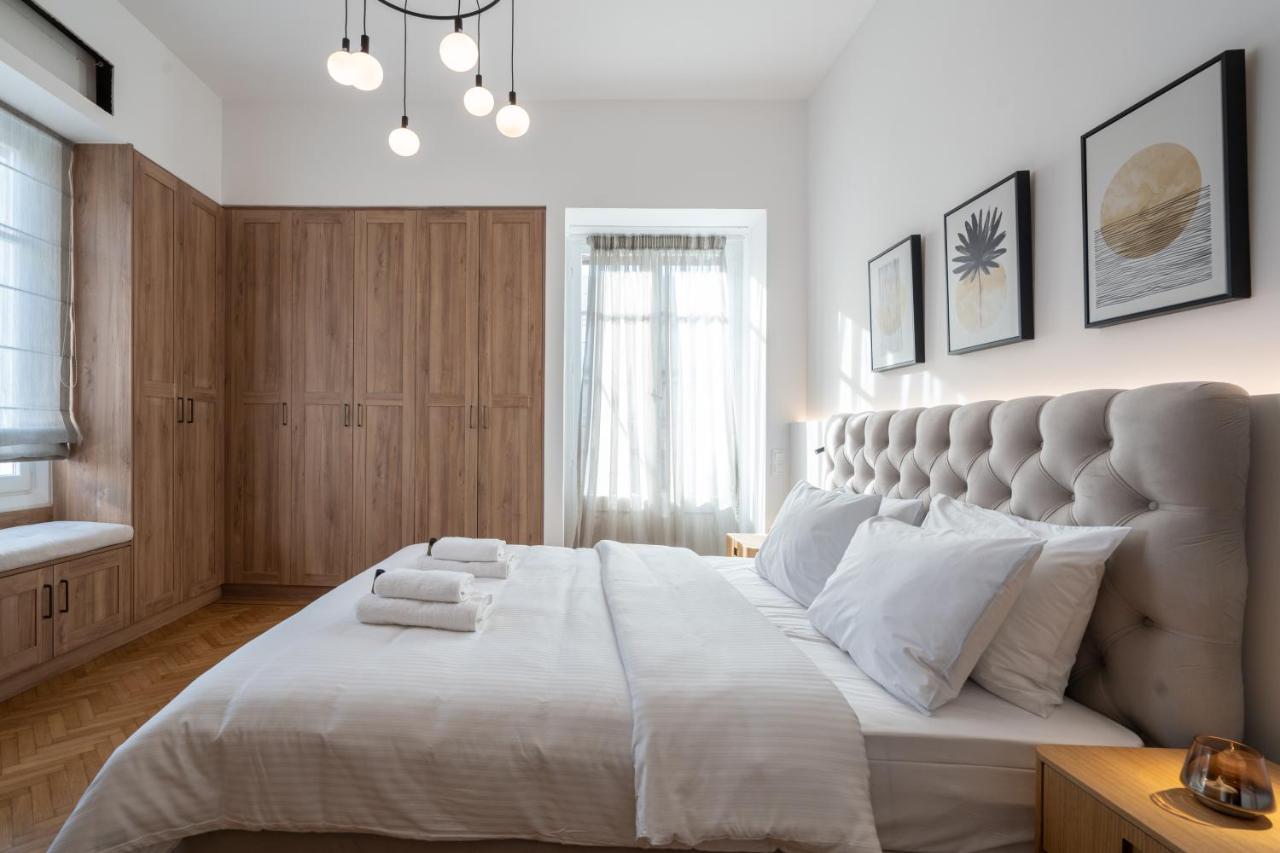 Apartment Upscale Luxury Penthouse